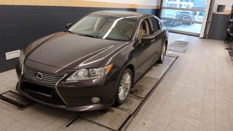 Lexus ES 2013 года, 337 832 км - вид 1