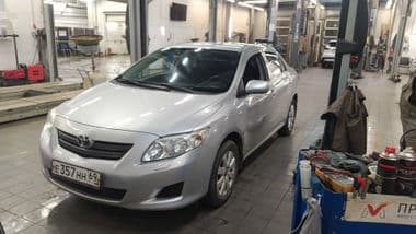 Toyota Corolla 2008 года, 157 740 км - вид 1