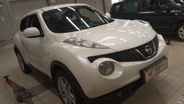 Nissan Juke 2014 года, 219 603 км - вид 2