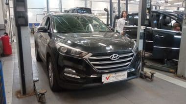 Hyundai Tucson 2018 года, 105 475 км - вид 2