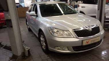 Skoda Octavia 2010 года, 197 700 км - вид 2