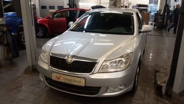 Skoda Octavia 2010 года, 197 700 км - вид 1