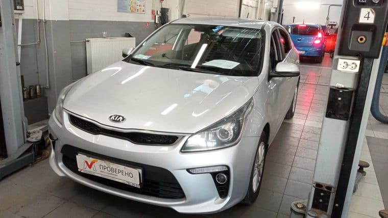 KIA Rio 2020 года, 83 000 км - вид 1