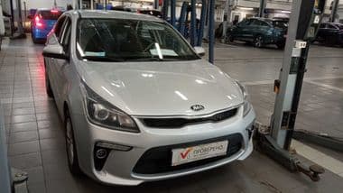 KIA Rio 2020 года, 83 000 км - вид 2