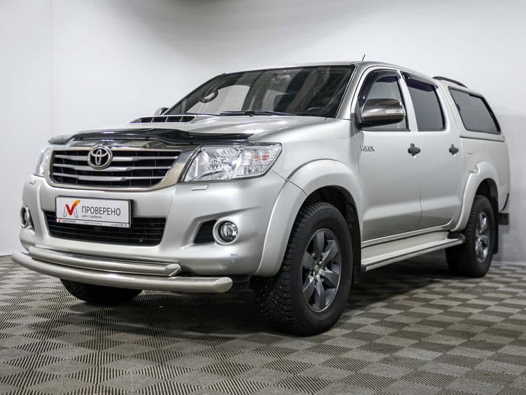 Toyota Hilux, 2014