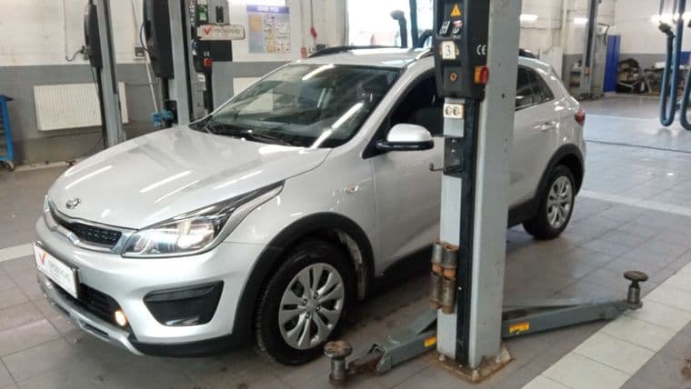 KIA Rio X-Line 2019 года, 115 307 км - вид 1