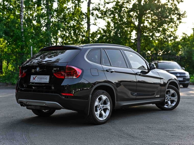 BMW X1 2014 года, 101 737 км - вид 2