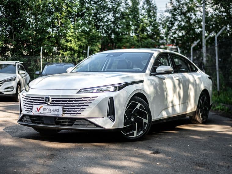 Changan Lamore, 2023