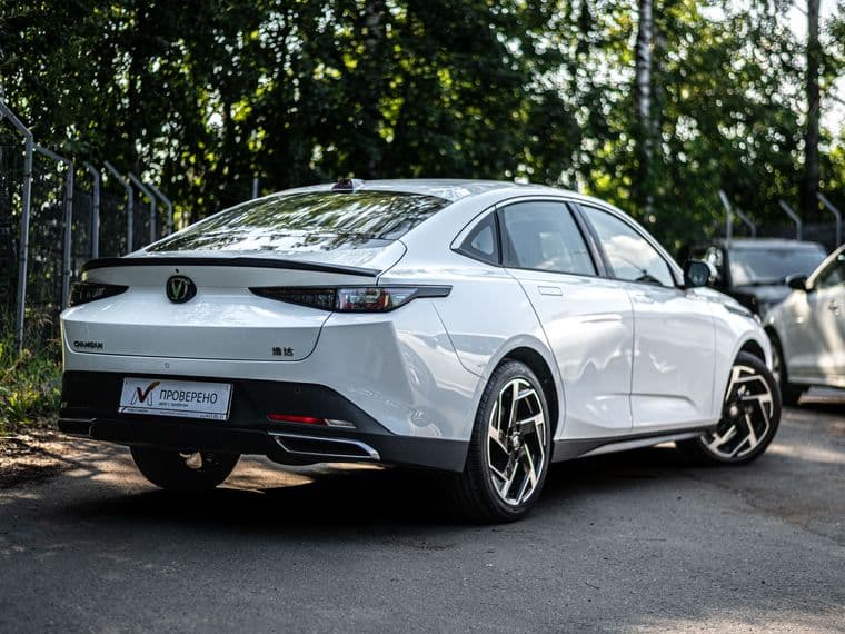 Changan Lamore, 2023 - вид 1