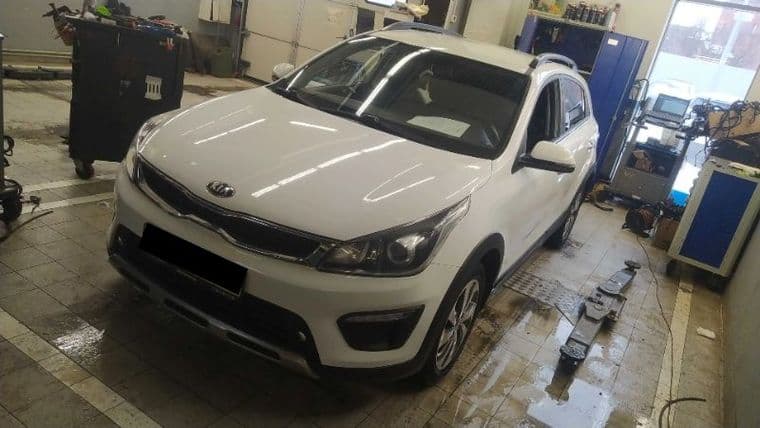 KIA Rio X-Line 2019 года, 42 970 км - вид 1