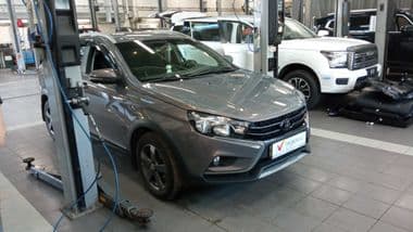 ВАЗ (LADA) Vesta Cross 2019 года, 70 198 км - вид 2