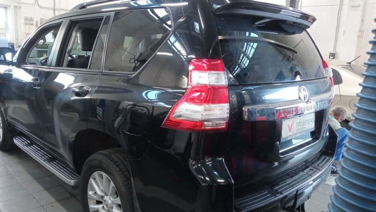 Toyota Land Cruiser Prado, 2015 - вид 4