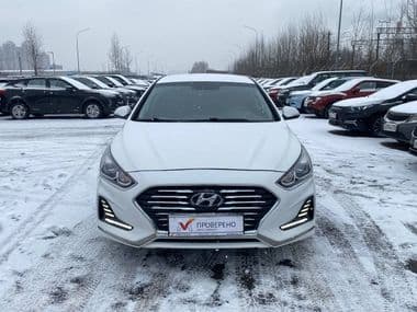 Hyundai Sonata 2018 года, 95 017 км - вид 2