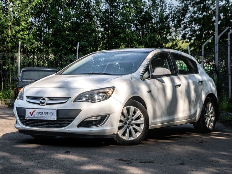 Opel Astra, 2013