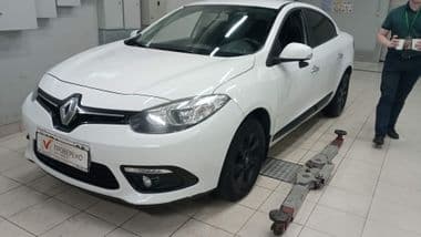 Renault Fluence 2013 года, 161 274 км - вид 2