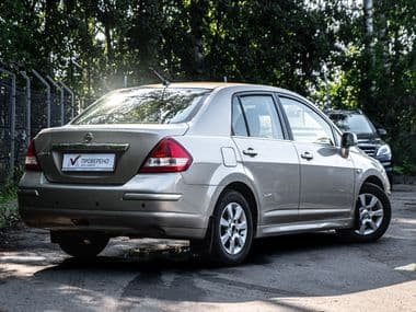 Nissan Tiida 2010 года, 229 000 км - вид 2