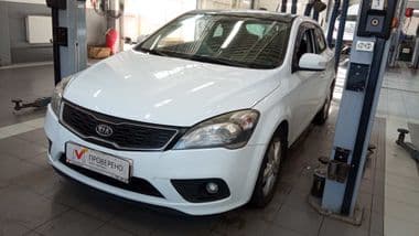 KIA Ceed 2011 года, 182 914 км - вид 1