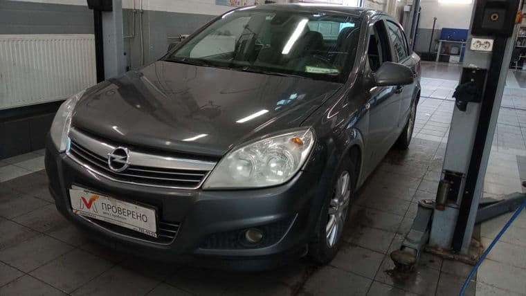 Opel Astra 2011 года, 185 142 км - вид 1