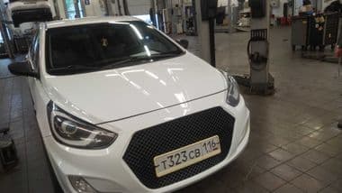 Hyundai Solaris 2013 года, 122 713 км - вид 2