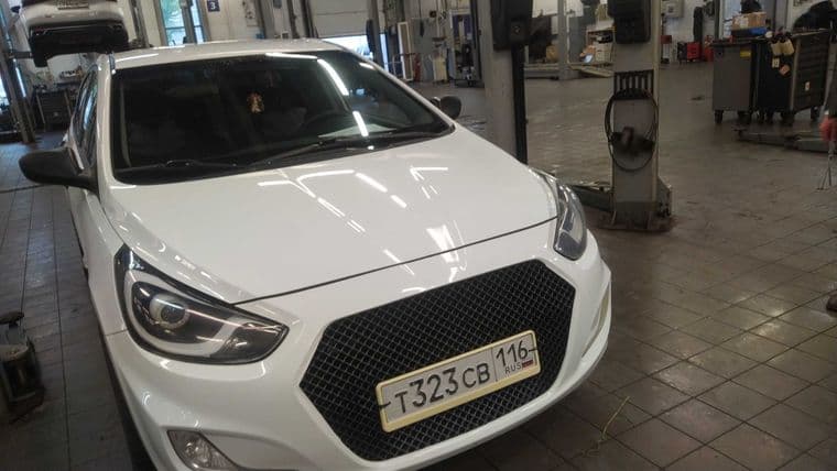 Hyundai Solaris 2013 года, 122 713 км - вид 2