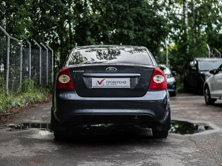 Ford Focus, 2010 - вид 3