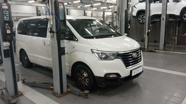 Hyundai H-1, 2019 - вид 1