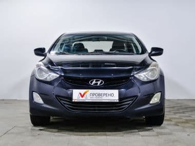 Hyundai Elantra 2012 года, 203 658 км - вид 2