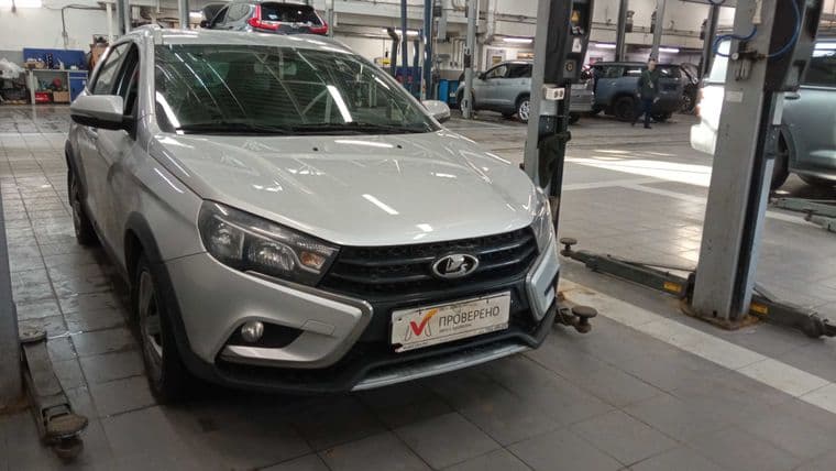 ВАЗ (LADA) Vesta Cross 2019 года, 80 043 км - вид 2