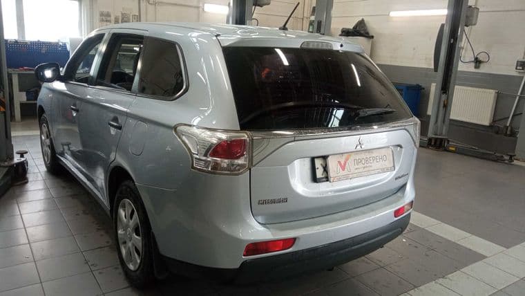 Mitsubishi Outlander, 2013 - вид 3