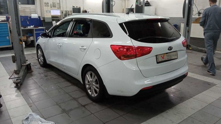 KIA Ceed, 2013 - вид 3