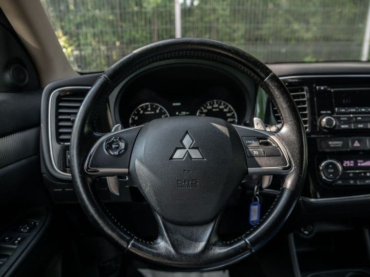 Mitsubishi Outlander, 2012 - вид 4