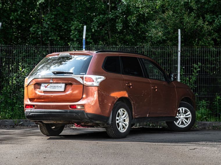 Mitsubishi Outlander, 2012 - вид 1