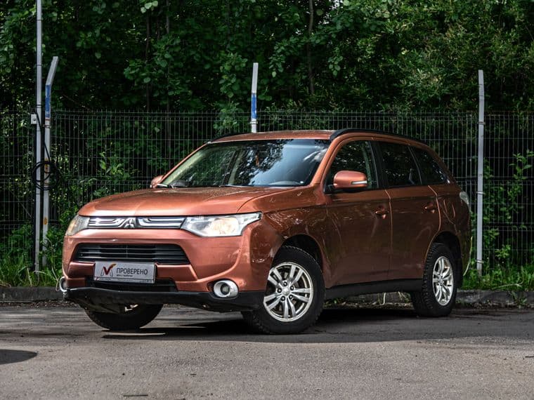 Mitsubishi Outlander, 2012