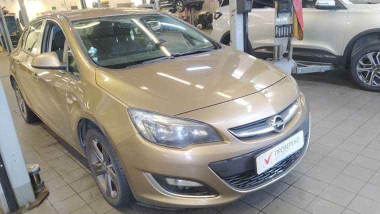 Opel Astra, 2012 - вид 1