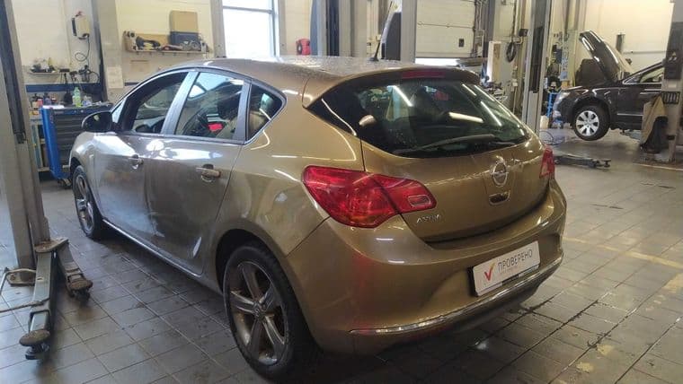 Opel Astra, 2012 - вид 3