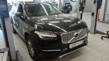 Volvo XC90 2016 года, 148 399 км - вид 1