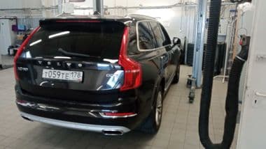 Volvo XC90 2016 года, 148 399 км - вид 2