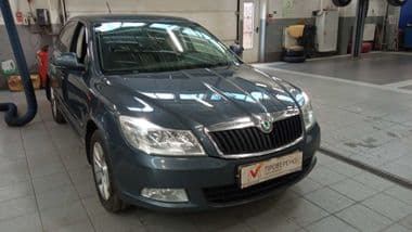 Skoda Octavia 2013 года, 274 000 км - вид 2