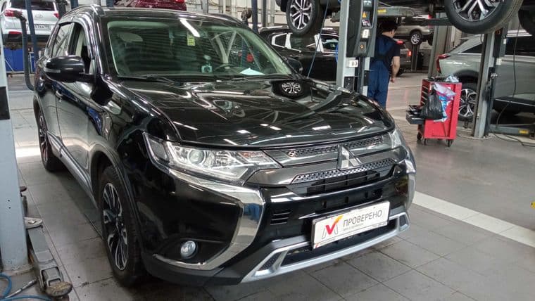 Mitsubishi Outlander, 2022 - вид 1