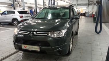 Mitsubishi Outlander 2014 года, 204 142 км - вид 1