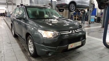 Mitsubishi Outlander 2014 года, 204 142 км - вид 2