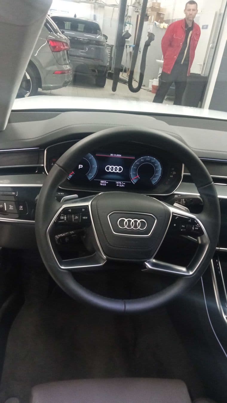 Audi A8, 2024 - вид 4