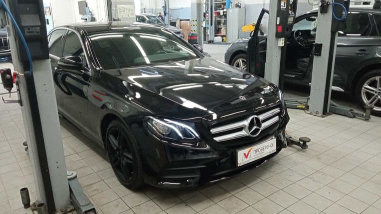 Mercedes-Benz E-класс 2019 года, 42 278 км - вид 1
