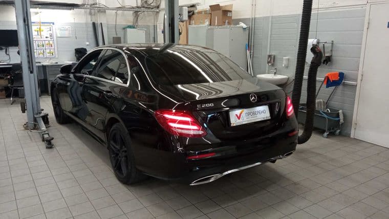 Mercedes-Benz E-класс, 2019 - вид 2