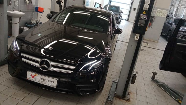 Mercedes-Benz E-класс, 2019 - вид 1