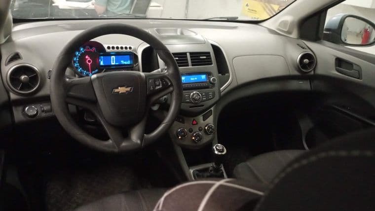 Chevrolet Aveo, 2012 - вид 4