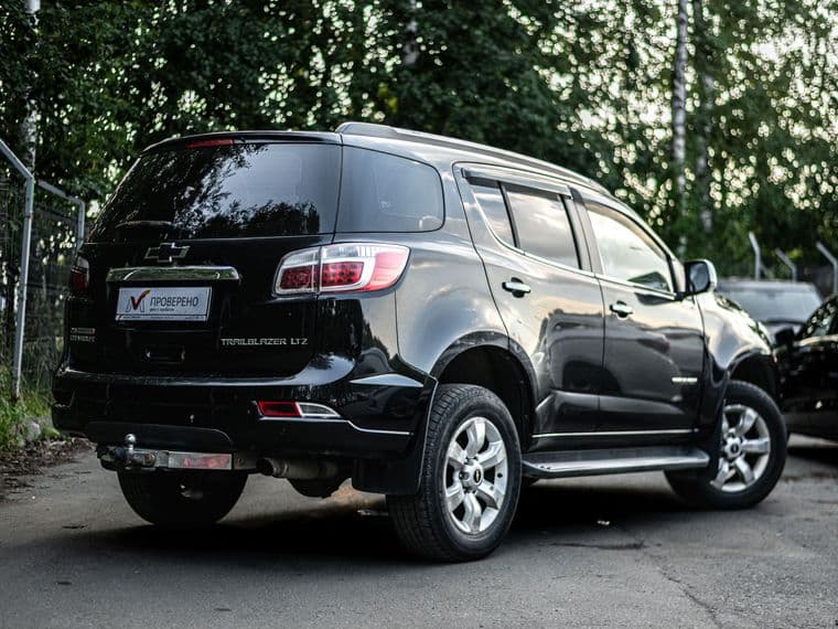 Chevrolet TrailBlazer 2014 года, 308 354 км - вид 2