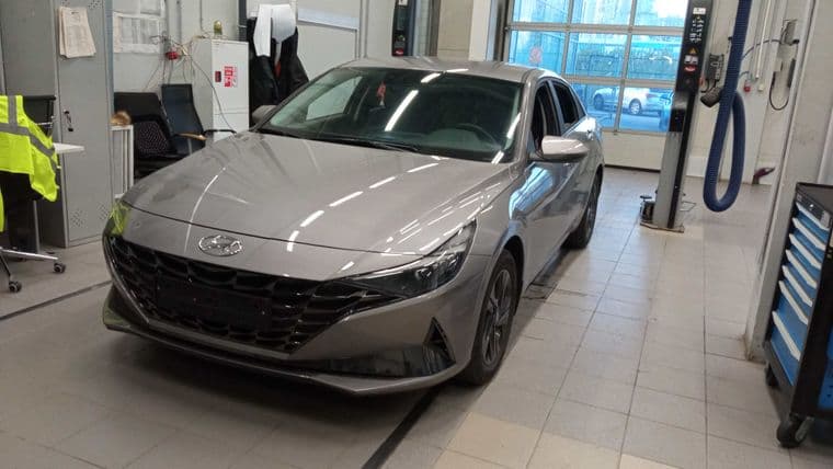 Hyundai Elantra 2023 года, 1 663 км - вид 1