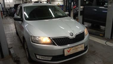 Skoda Rapid 2016 года, 134 490 км - вид 2