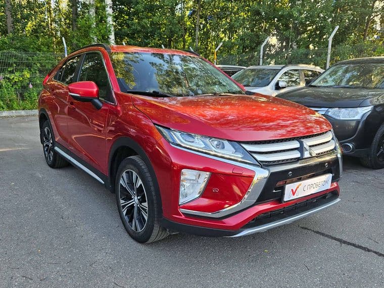 Mitsubishi Eclipse Cross, 2018 - вид 3